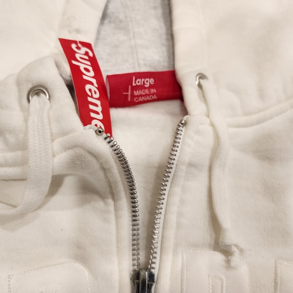 Supreme zip up hoodie Large - Picture 3 of 3